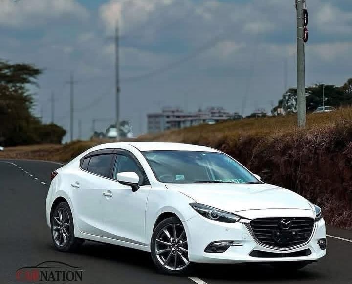 Mazda axela 2